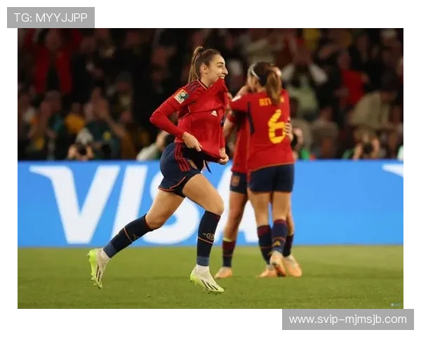 世界杯美女球迷的社交媒体影响力：从现场到网络的粉丝追捧